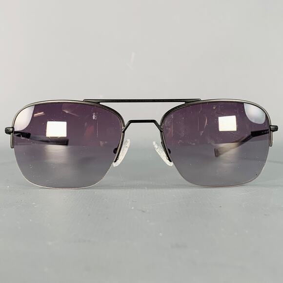 JOHN VARVATOS Black Gunmetal Metal Navigator Sunglasses - Picture 1 of 9
